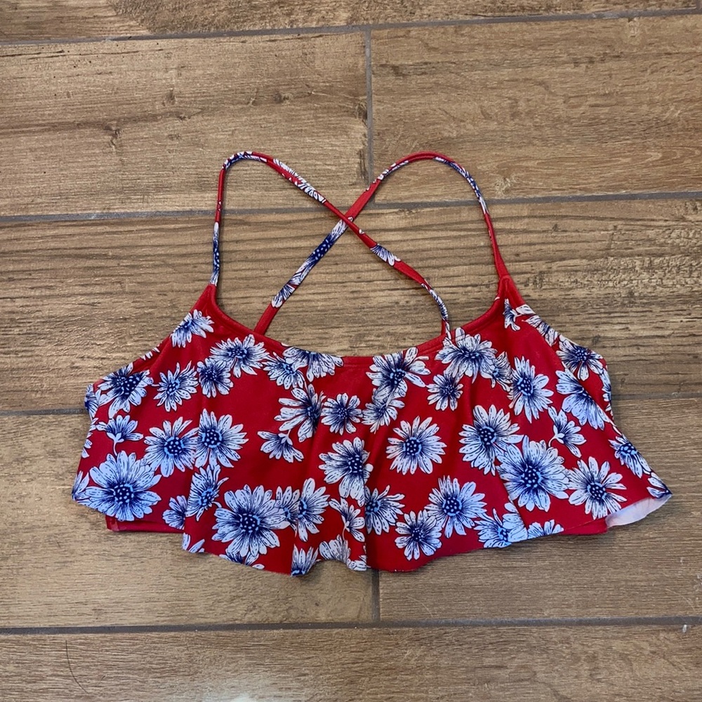 True Craft daisy print red white blue flutter top